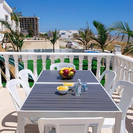 Villa Suncity Boutique Beachfront Ayia Napa Bagian luar foto