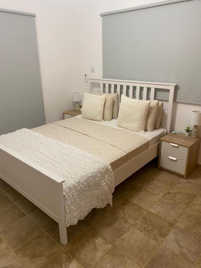 Villa Suncity Boutique Beachfront Ayia Napa Bagian luar foto