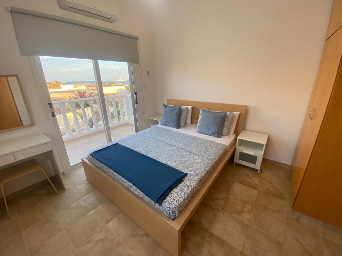 Villa Suncity Boutique Beachfront Ayia Napa Bagian luar foto