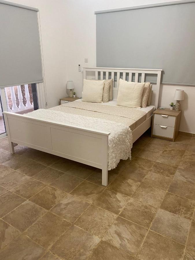 Villa Suncity Boutique Beachfront Ayia Napa Bagian luar foto