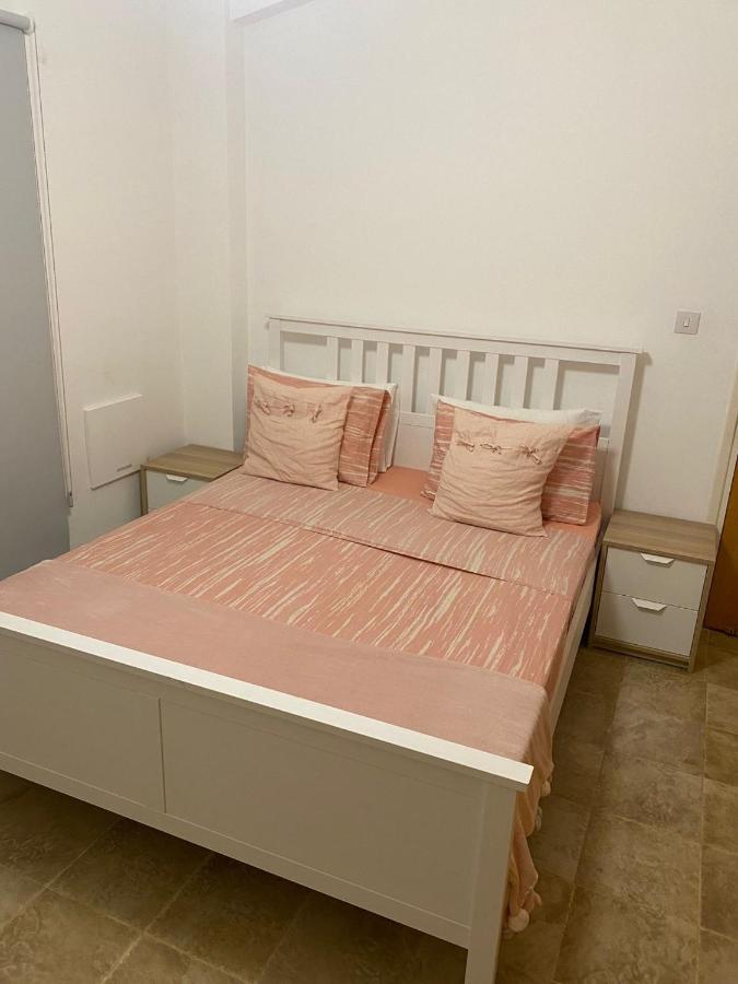 Villa Suncity Boutique Beachfront Ayia Napa Bagian luar foto