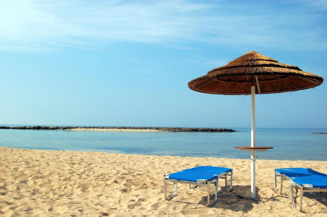 Villa Suncity Boutique Beachfront Ayia Napa Bagian luar foto