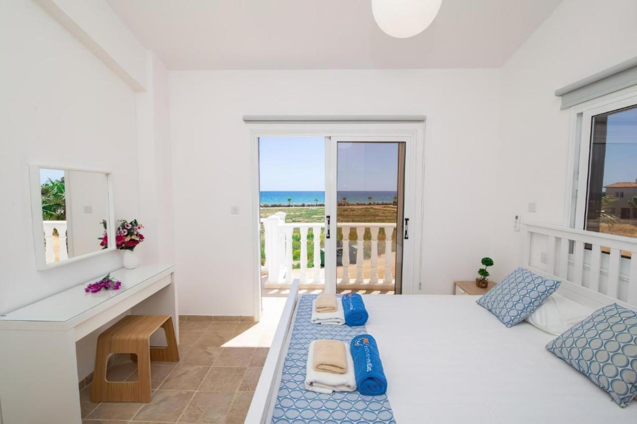 Villa Suncity Boutique Beachfront Ayia Napa Bagian luar foto