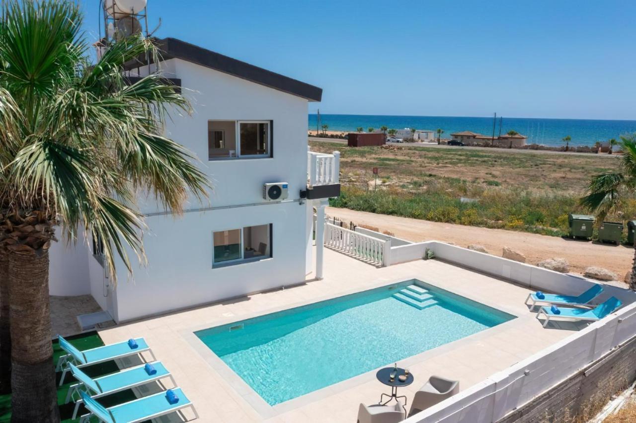 Villa Suncity Boutique Beachfront Ayia Napa Bagian luar foto