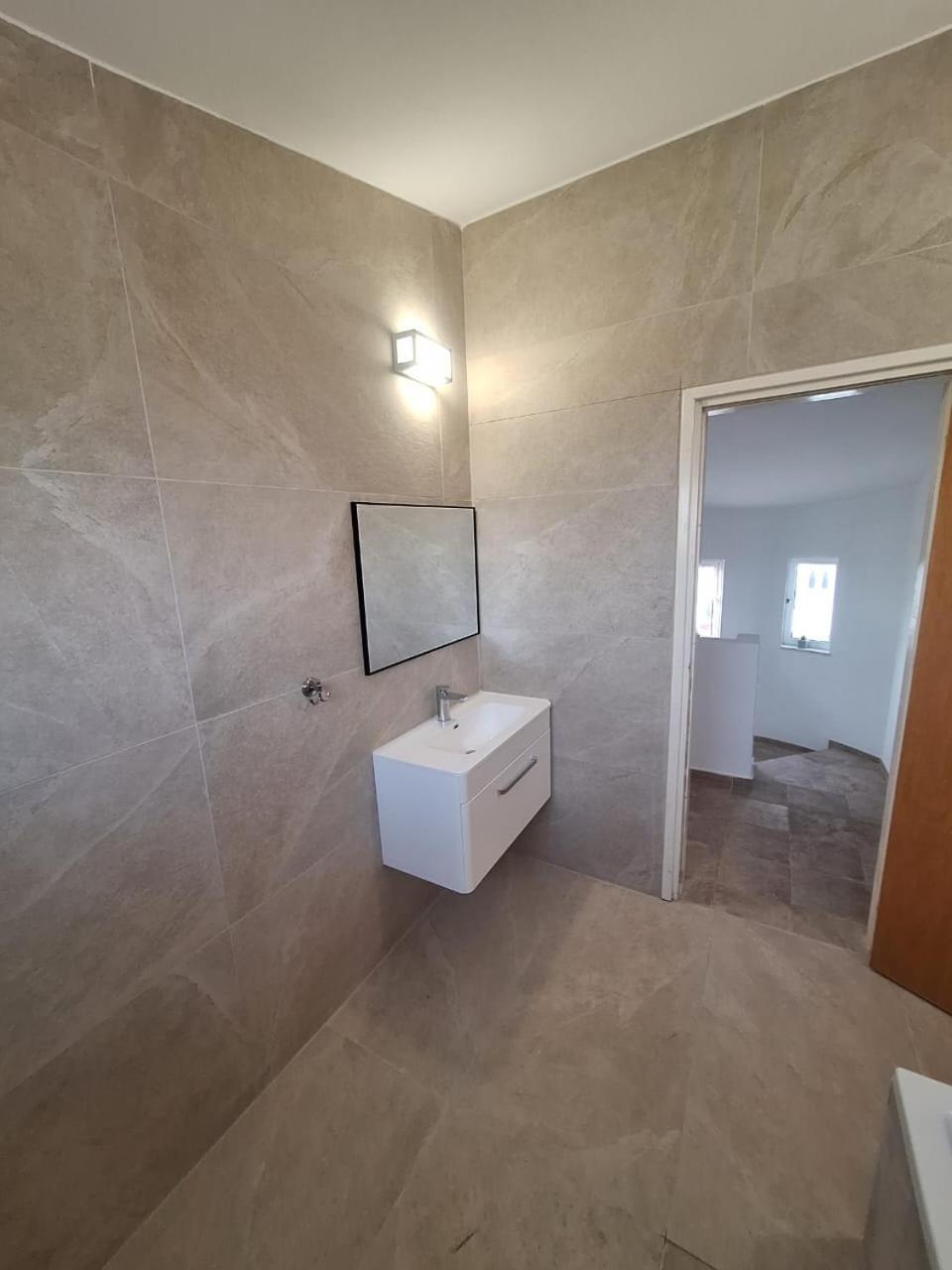 Villa Suncity Boutique Beachfront Ayia Napa Bagian luar foto